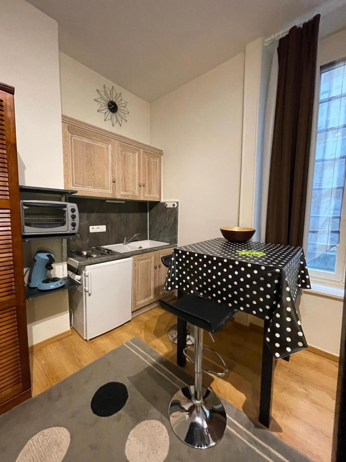 Studio Centre Ville Brive-la-Gaillarde Esterno foto